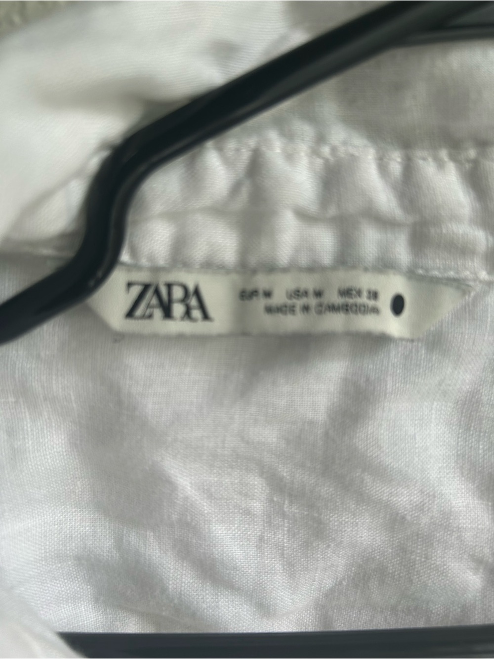 Zara Men’s White Chinos